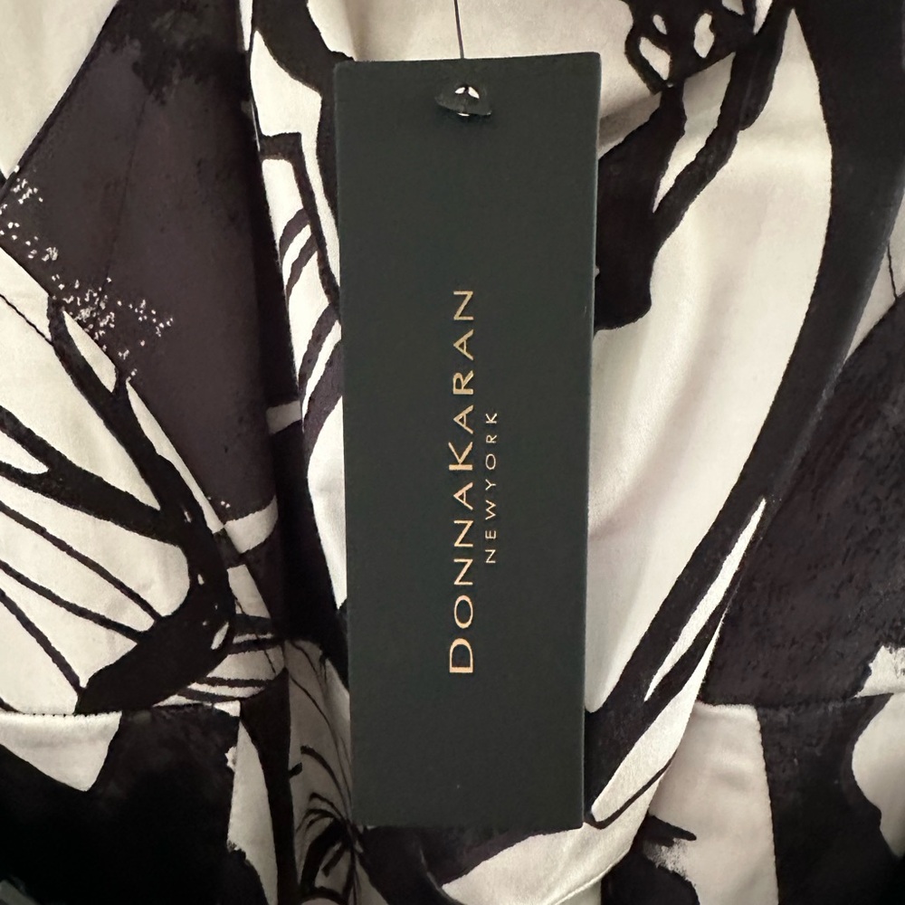 Donna Karan New York Black & White Floral Belted Maxi Dress- Plus Size - Picture 12 of 16